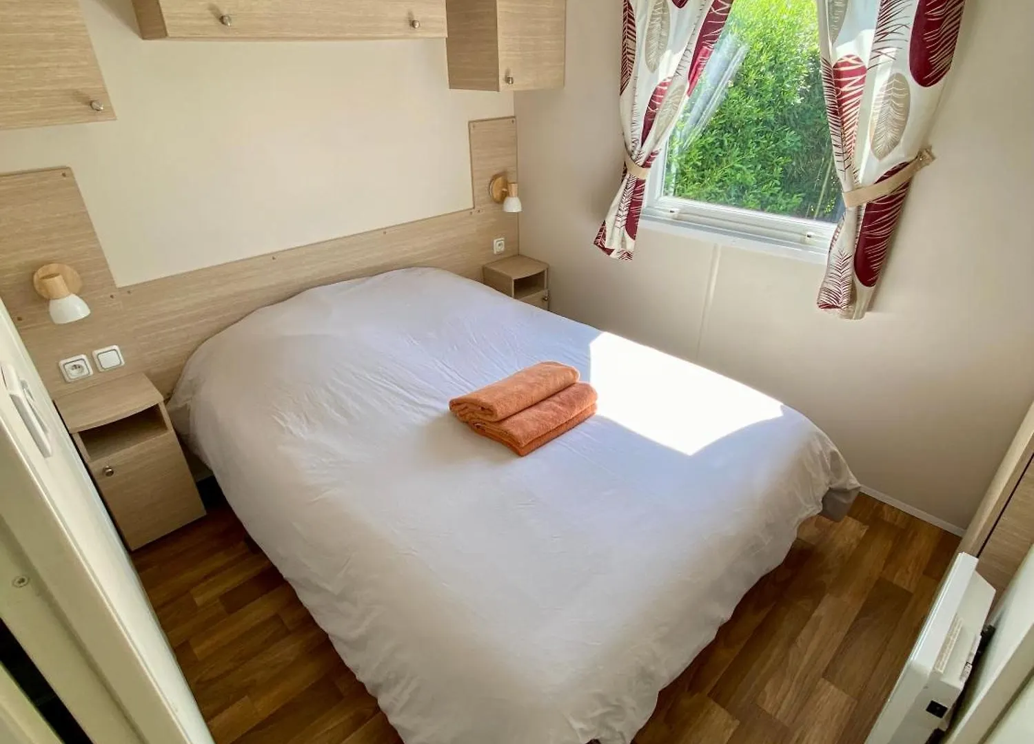 Campsite Mobil-Home - Camping Montana 4 Etoiles, Golfe De Saint-Tropez Gassin